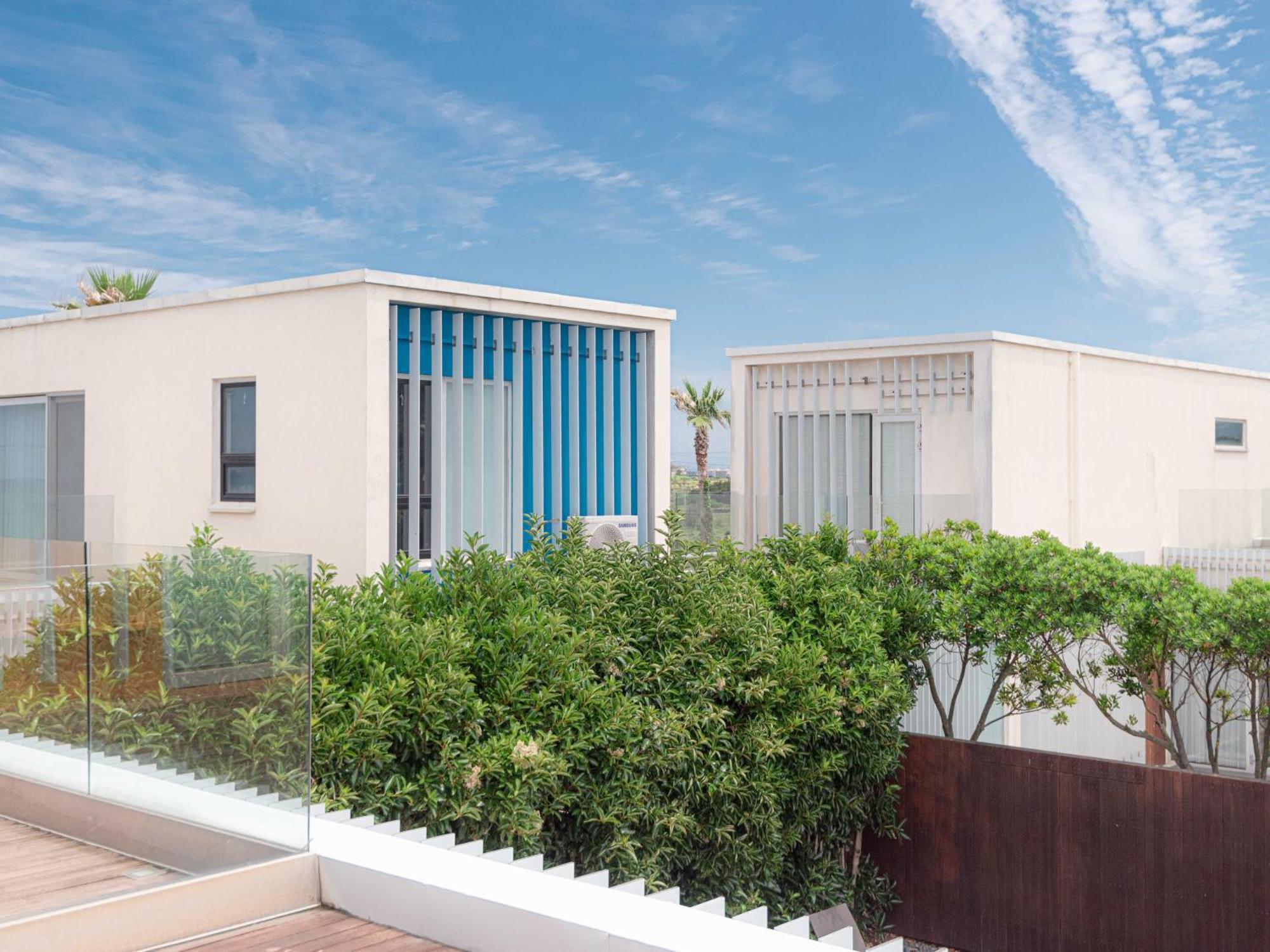 Boutique Pool Villa Namib Jeju Exterior photo
